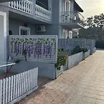 Aparthotel Residents Ionian 3*